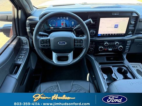 New 2026 Ford F250 Lariat w/ Black Appearance Package image 9