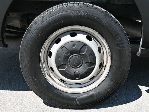 Used 2019 Ford Transit 250 148 Medium Roof image 9