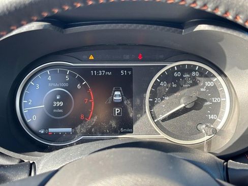 New 2025 Nissan Versa SR w/ Trunk Package image 13