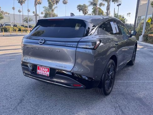 Certified 2025 Nissan Murano Platinum w/ Cargo Package AWD/4WD image 8