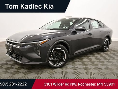 Certified 2025 Kia K4 EX FWD image 1