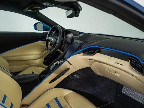 Used 2023 Ferrari Roma RWD image 32