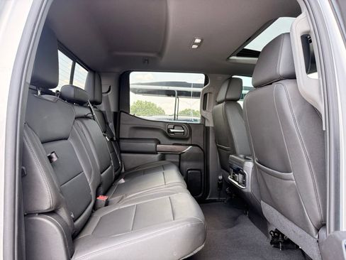 Used 2021 GMC Sierra 1500 SLT w/ SLT Convenience Package AWD/4WD image 25