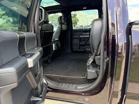 Used 2018 Ford F150 Platinum w/ Equipment Group 701A Luxury AWD/4WD image 12