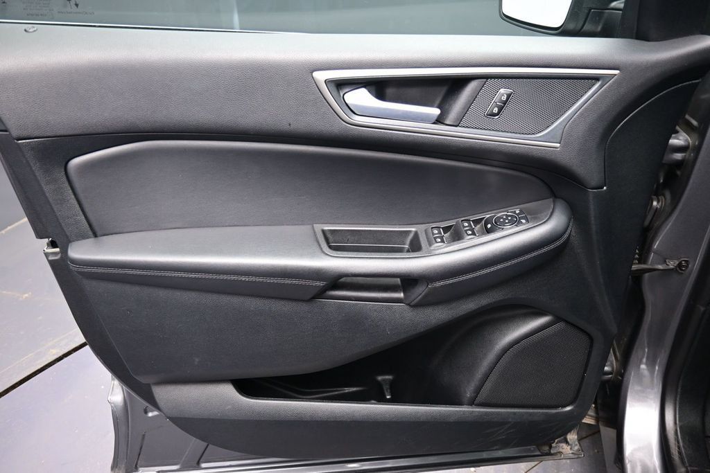 Used 2024 Ford Edge SEL AWD/4WD image 21