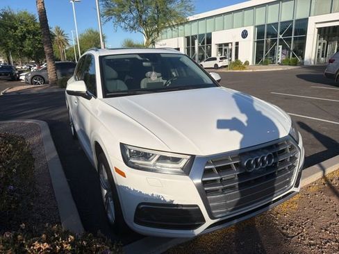 Used 2018 Audi Q5 Prestige w/ Prestige Package image 5