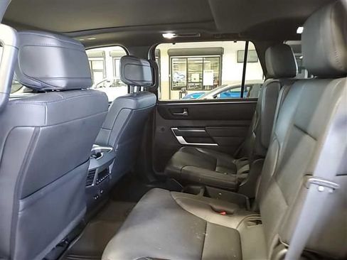 Used 2024 Toyota Sequoia Platinum AWD/4WD image 15