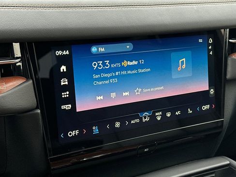 New 2025 Lincoln Navigator Black Label image 19