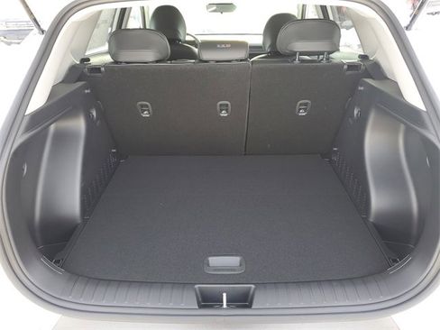 New 2026 Hyundai Kona SEL Premium image 8