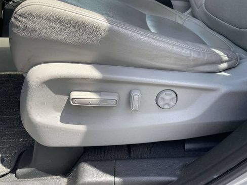 Used 2023 Honda Odyssey Touring image 19