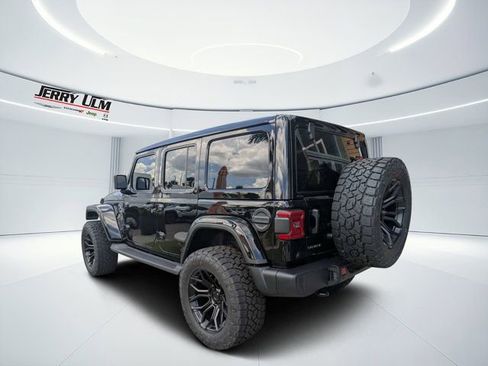 New 2026 Jeep Wrangler Unlimited Sahara AWD/4WD image 5