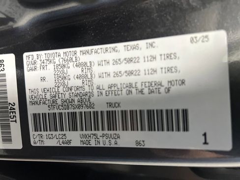 Used 2025 Toyota Tundra Capstone image 33