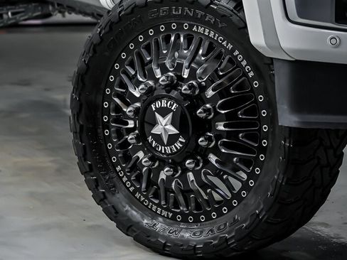 Used 2024 Ford F450 Limited w/ FX4 Off-Road Package AWD/4WD image 4