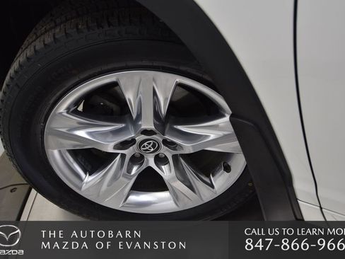Used 2016 Toyota Highlander Limited image 38