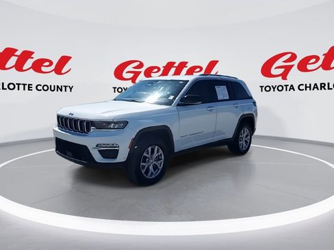 Used 2022 Jeep Grand Cherokee Limited w/ Luxury Tech Group II image 4