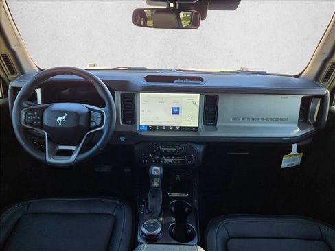 New 2026 Ford Bronco Outer Banks image 15