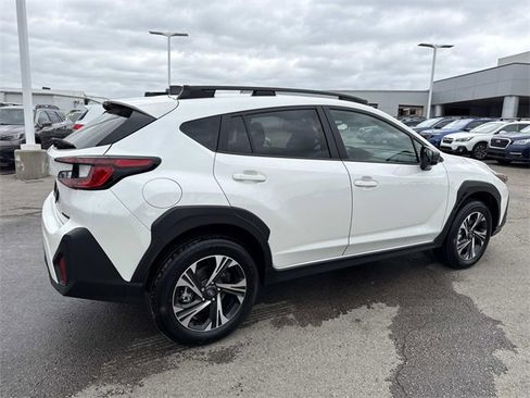 Used 2026 Subaru Crosstrek 2.0i Premium image 2