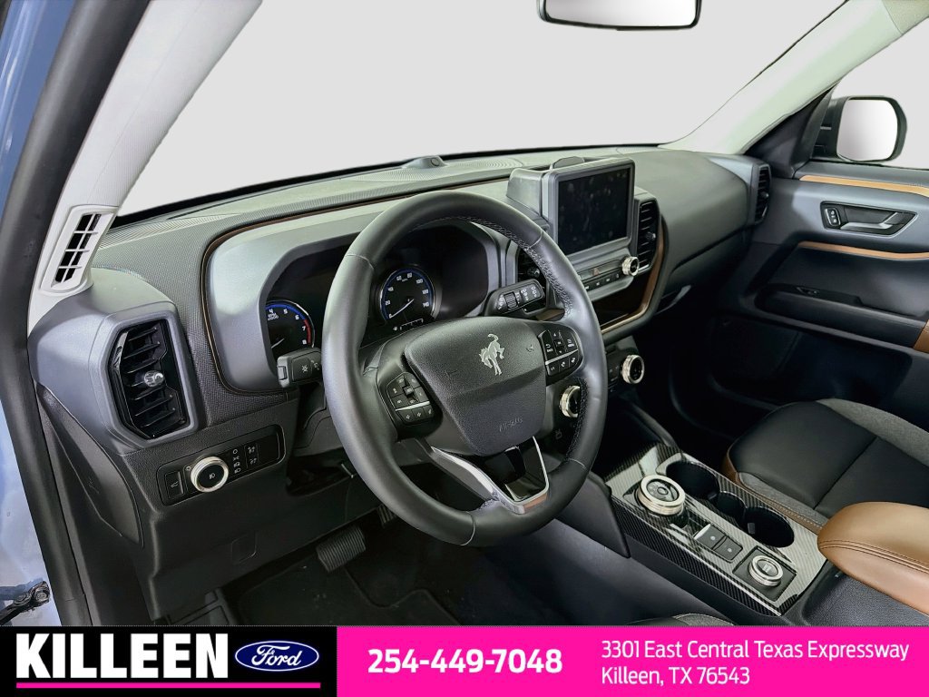 Used 2024 Ford Bronco Sport Outer Banks w/ Tech Package AWD/4WD image 11