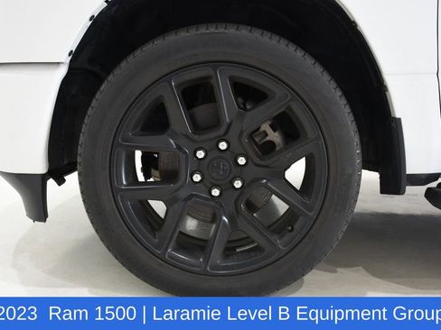 Used 2023 RAM 1500 Laramie AWD/4WD image 6