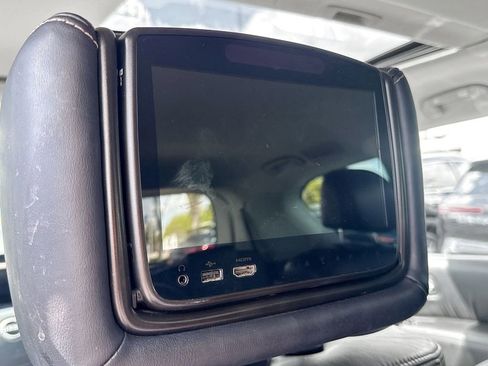 Used 2023 Nissan Armada Platinum w/ Captain's Chairs Package image 28