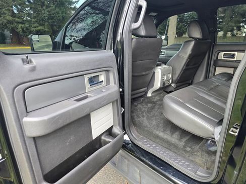 Used 2011 Ford F150 Raptor w/ SVT Exterior Graphics Pkg image 19