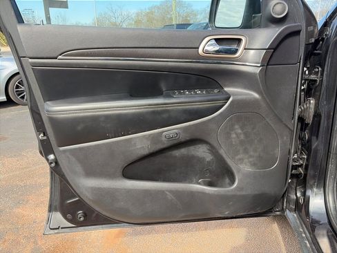 Used 2015 Jeep Grand Cherokee Limited image 13