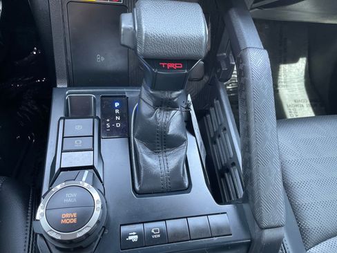 Certified 2024 Toyota Tacoma TRD Sport w/ TRD Sport Premium Package AWD/4WD image 20