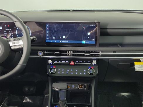 New 2025 Hyundai Santa Cruz Limited image 9