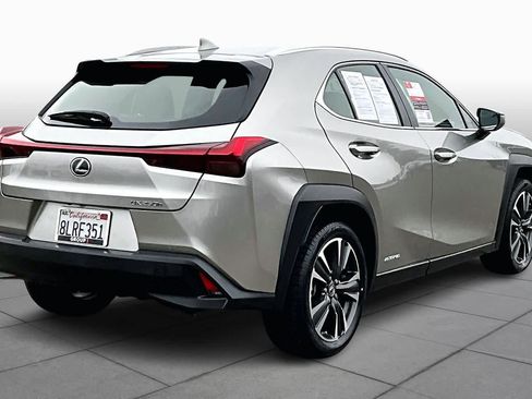 Used 2019 Lexus UX 250h w/ Premium Package image 12