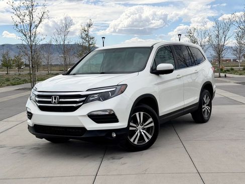 Used 2016 Honda Pilot EX image 1