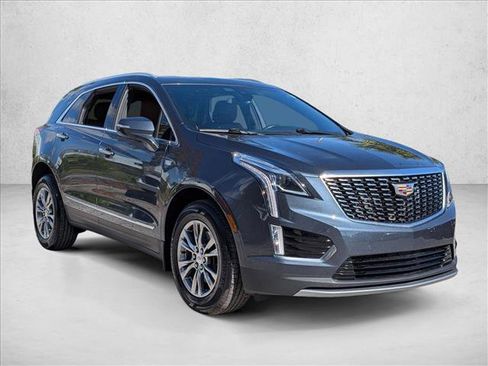 Used 2021 Cadillac XT5 Premium Luxury image 3
