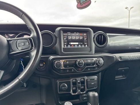 Used 2021 Jeep Wrangler Unlimited Sport image 22