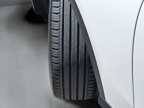 Certified 2026 Mercedes-Benz GLC 300 image 11