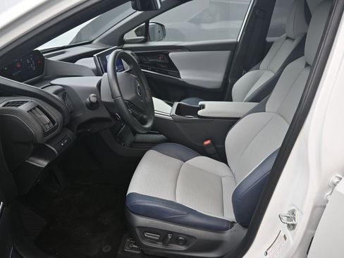 Used 2023 Subaru Solterra AWD image 17