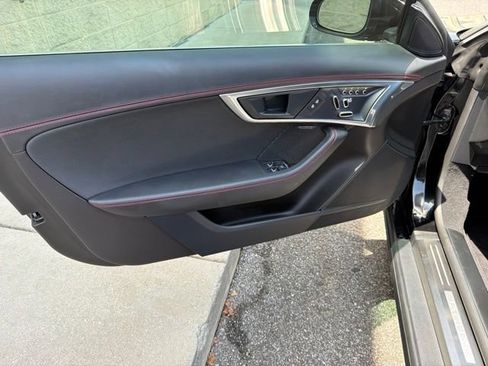 Used 2022 Jaguar F-TYPE Coupe RWD image 5