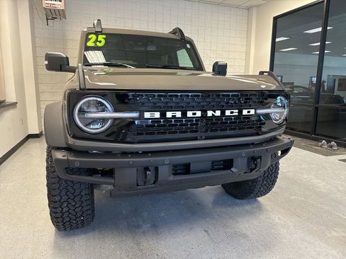 Certified 2025 Ford Bronco Badlands image 41