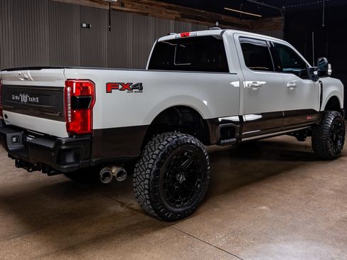 Used 2025 Ford F250 King Ranch AWD/4WD image 10