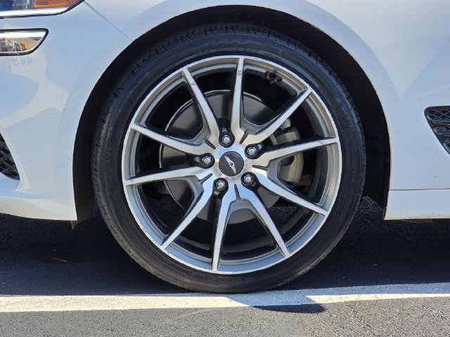 Used 2023 Genesis G70 2.0T RWD image 32