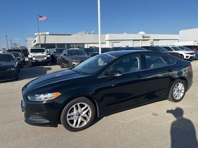 Used 2016 Ford Fusion SE w/ SE Cold Weather Package