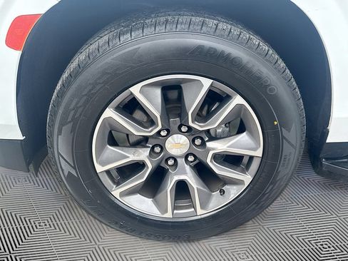 Used 2023 Chevrolet Tahoe LT w/ Luxury Package RWD image 35