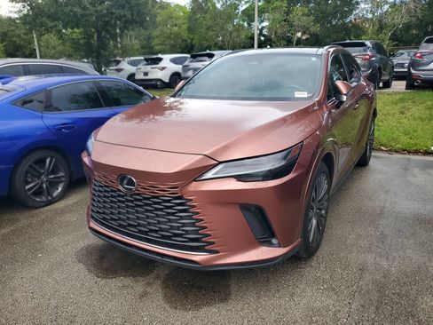 Used 2023 Lexus RX 350 FWD w/ Cold Area Package image 3
