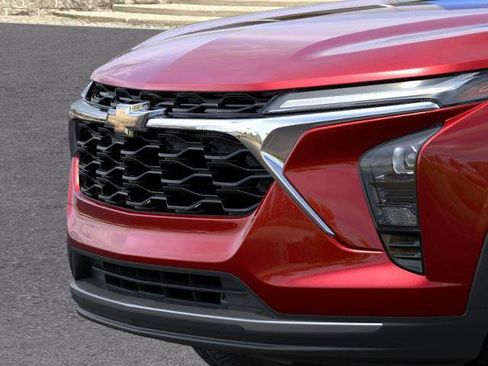 New 2026 Chevrolet Trax LT w/ Sunroof Package image 13