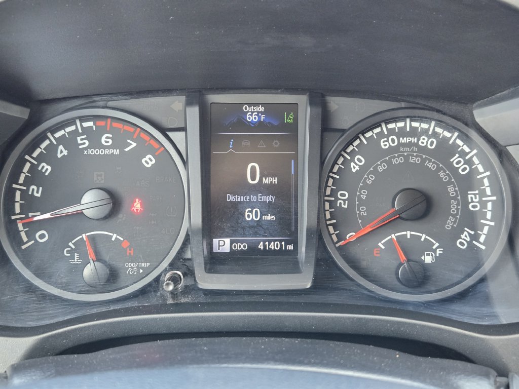 Used 2022 Toyota Tacoma SR RWD image 16