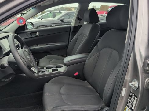 Used 2018 Kia Optima LX FWD image 9