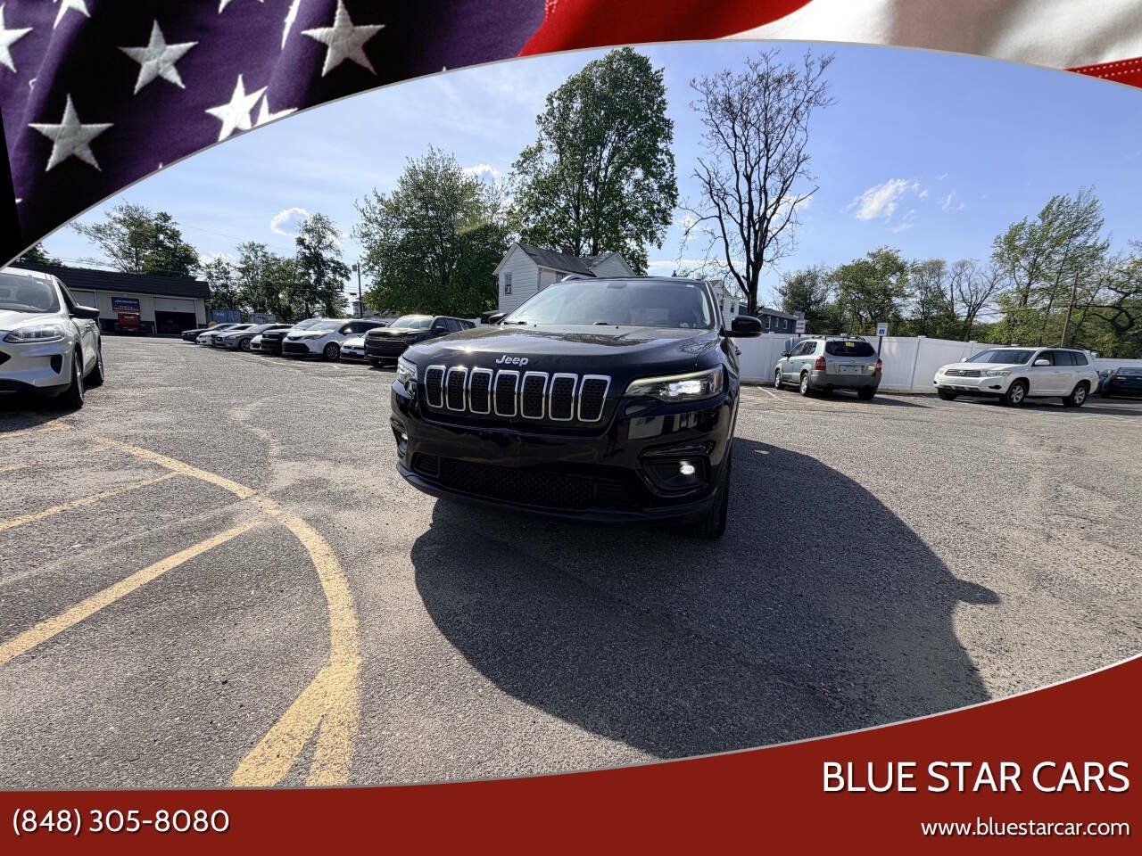 Used 2019 Jeep Cherokee Latitude Plus w/ Cold Weather Group AWD/4WD image 1