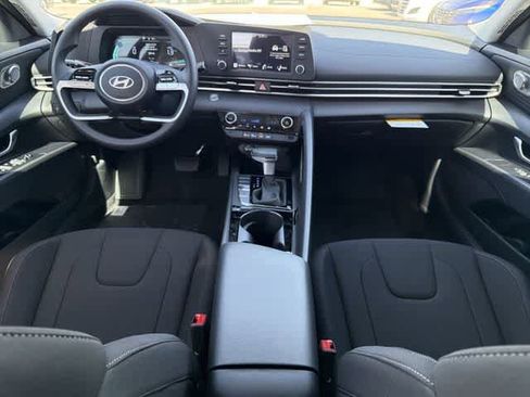 New 2026 Hyundai Elantra Blue image 11