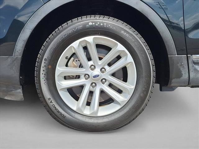 Used 2014 Ford Explorer XLT w/ Equipment Group 202A AWD/4WD image 27