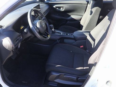 Used 2023 Honda HR-V Sport image 18