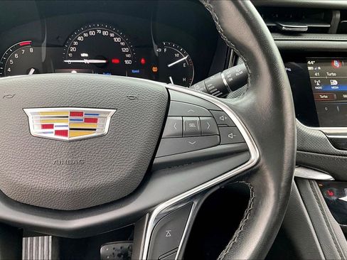 Used 2019 Cadillac XT5 Luxury AWD/4WD image 11