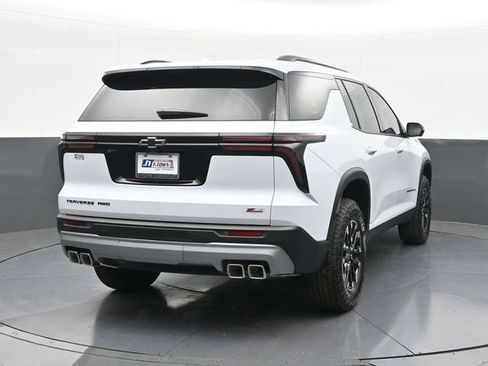 New 2026 Chevrolet Traverse Z71 w/ Driver Confidence Package AWD/4WD image 11